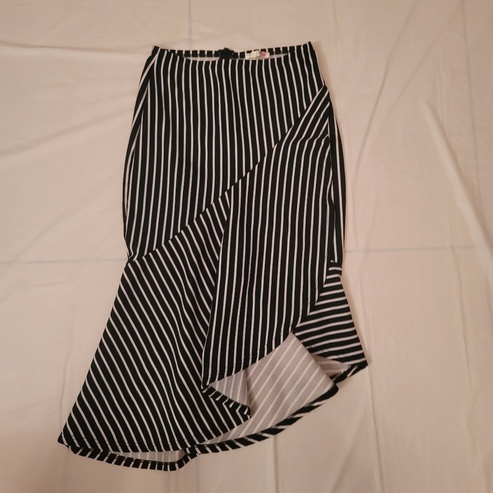 Olive Tree Black and White Striped Skirt
